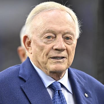 Cowboys owner Jerry Jones will not appeal his $250,000 fine for flipping off Jets fans at MetLife Stadium.