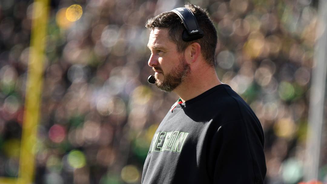 COLLEGE FOOTBALL: OCT 10 UCLA at Oregon