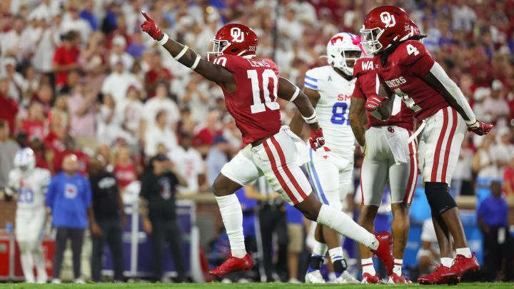 Sep 9, 2023; Norman, Oklahoma, USA;  Oklahoma Sooners linebacker Kip Lewis (10) reacts during the fourth quarter against the Southern Methodist Mustangs at Gaylord Family-Oklahoma Memorial Stadium. Mandatory Credit: Kevin Jairaj-USA TODAY Sports