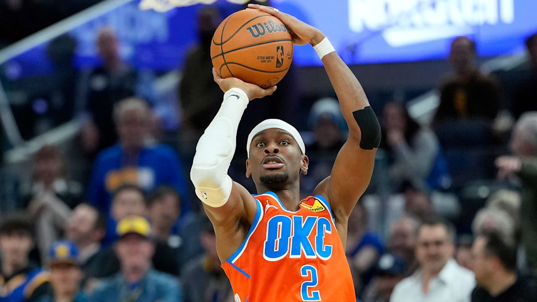 Oklahoma City Thunder v Golden State Warriors Oklahoma City Thunder v Golden State Warriors