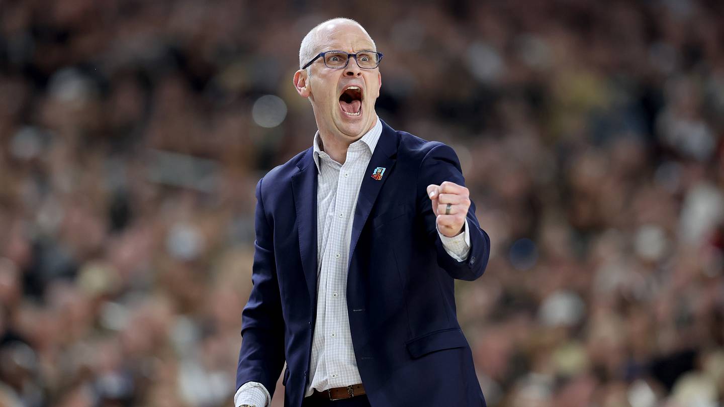 Dan Hurley spurns Lakers, leaving an obvious frontrunner and a process in doubt - Vimarsana News