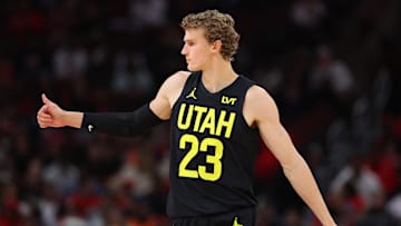 Utah Jazz v Chicago Bulls