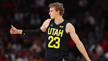 Utah Jazz v Chicago Bulls