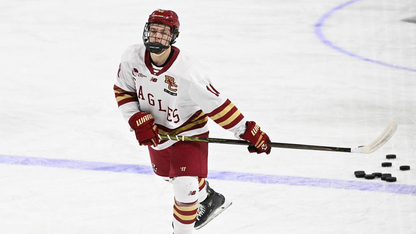 Two Boston College Forwards Named to 2024-25 Hockey East Pro Ambitions All-Rookie Team