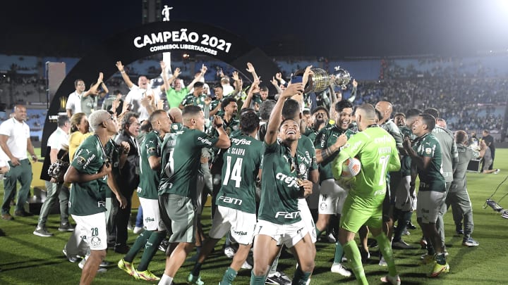 Palmeiras derrota o Flamengo por 2 a 1 e conquista o tricampeonato da Conmebol Libertadores.