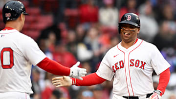 Devers podría volver a su posición original de tercera base
