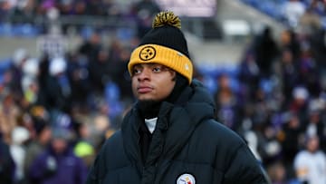 Pittsburgh Steelers v Baltimore Ravens