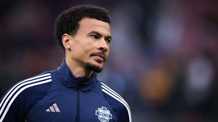 Dele Alli fait partie des joueurs libres sur le marché des transferts. Dele Alli fait partie des joueurs libres sur le marché des transferts.
