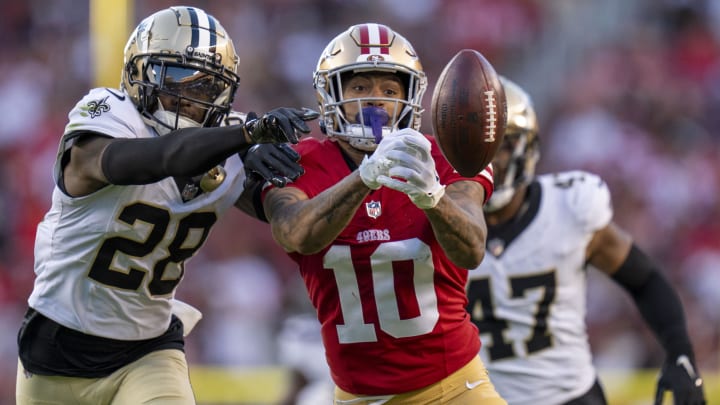 New Orleans Saints cornerback Rejzohn Wright (28) breaks up a pass against the San Francisco 49ers 