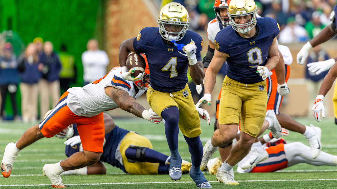 Nov 22, 2025; South Bend, Indiana, USA; Notre Dame Fighting Irish running back Jeremiyah Love (4) breaks loose for a touchdown run against the Syracuse Orange. Nov 22, 2025; South Bend, Indiana, USA; Notre Dame Fighting Irish running back Jeremiyah Love (4) breaks loose for a touchdown run against the Syracuse Orange.