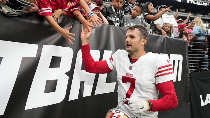 San Francisco 49ers punter Thomas Morstead (7)