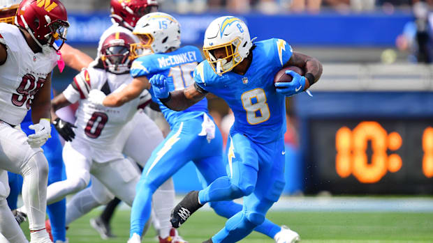 Los Angeles Chargers running back Omarion Hampton Injury