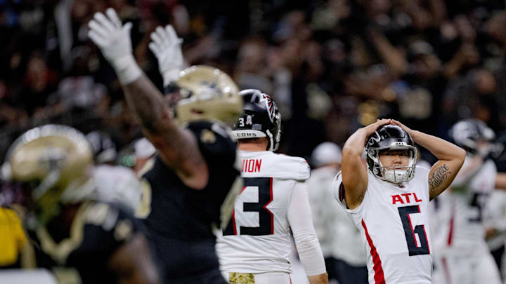 Nov 10, 2024; New Orleans, Louisiana, USA;  Atlanta Falcons place kicker Younghoe Koo (6) reacts as he misses a field goal that would have tied the game against the New Orleans Saints in the fourth quarter at Caesars Superdome. Mandatory Credit: Matthew Hinton-Imagn Images