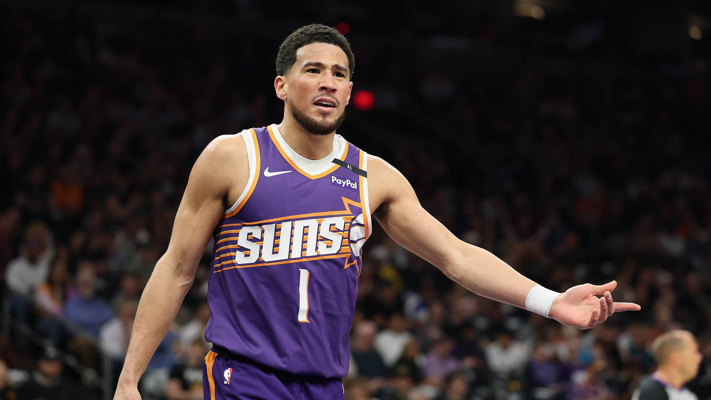 Complete unknown keeps winning more minutes for Suns