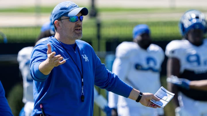13. (tie) Brad White, Kentucky defensive coordinator, $1,750,000