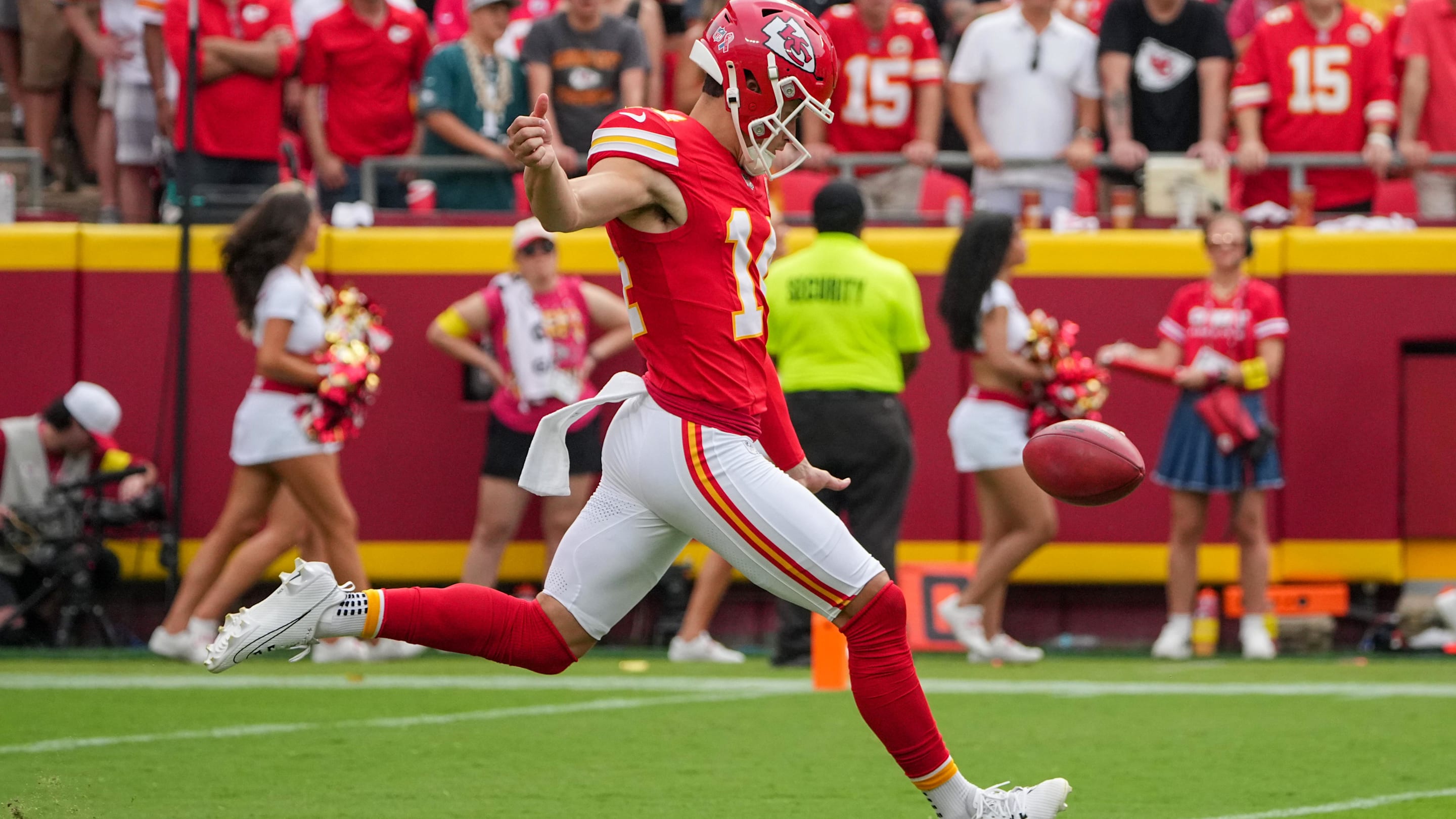 Chiefs, Bills Clash in High-Stakes Week 9 NFL Showdown