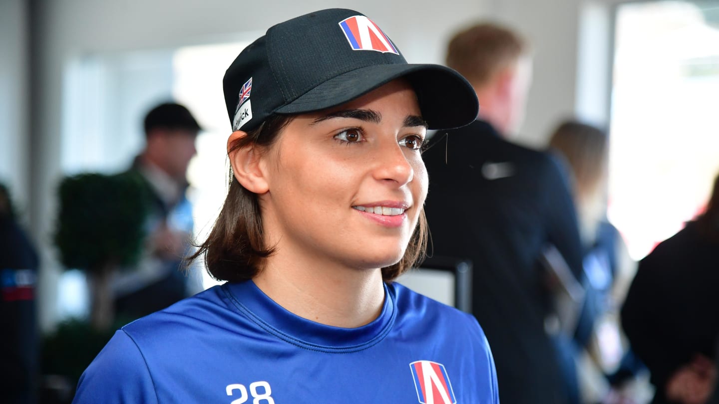 IndyCar: Jamie Chadwick embraces 'legend' role for new competition