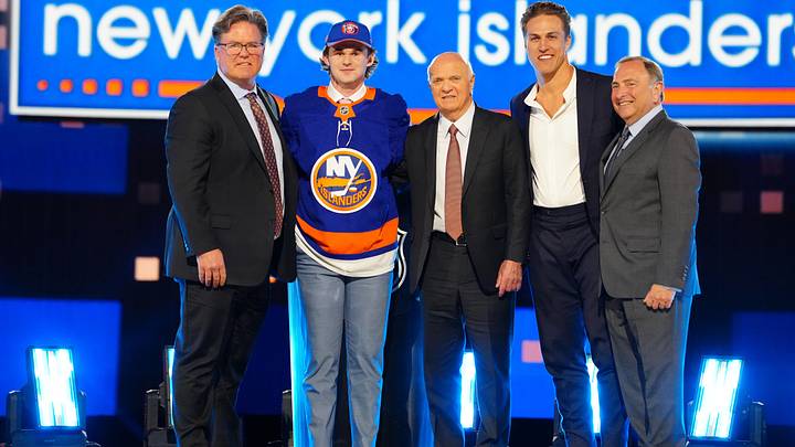 Jun 28, 2024; Las Vegas, Nevada, USA; Cole Eiserman is selected by the New York Islanders with the 20th overall pick in the first round of the 2024 NHL Draft at The Sphere. Mandatory Credit: Stephen R. Sylvanie-USA TODAY Sports Jun 28, 2024; Las Vegas, Nevada, USA; Cole Eiserman is selected by the New York Islanders with the 20th overall pick in the first round of the 2024 NHL Draft at The Sphere. Mandatory Credit: Stephen R. Sylvanie-USA TODAY Sports