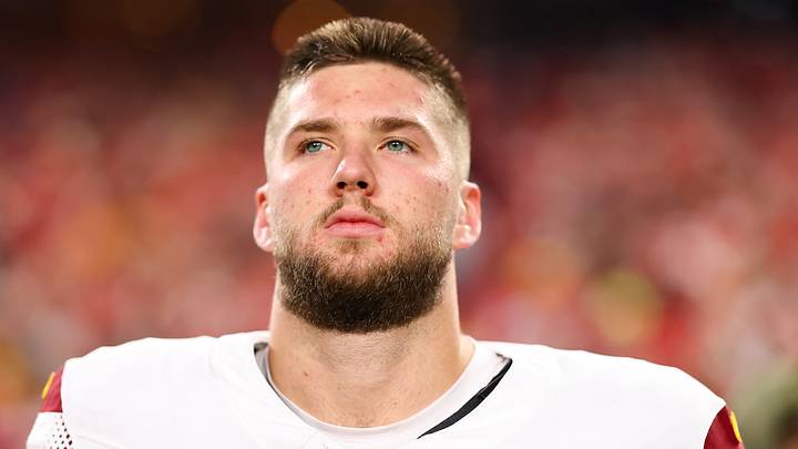 Washington Commanders tight end Ben Sinnott