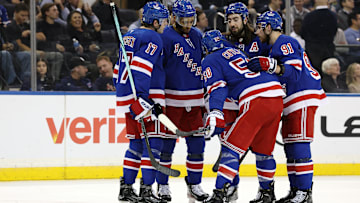 Carolina Hurricanes v New York Rangers