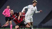 Dele Alli ile Magomed Ozdoev arasındaki ikili mücadele