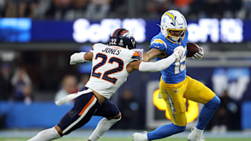 Denver Broncos v Los Angeles Chargers