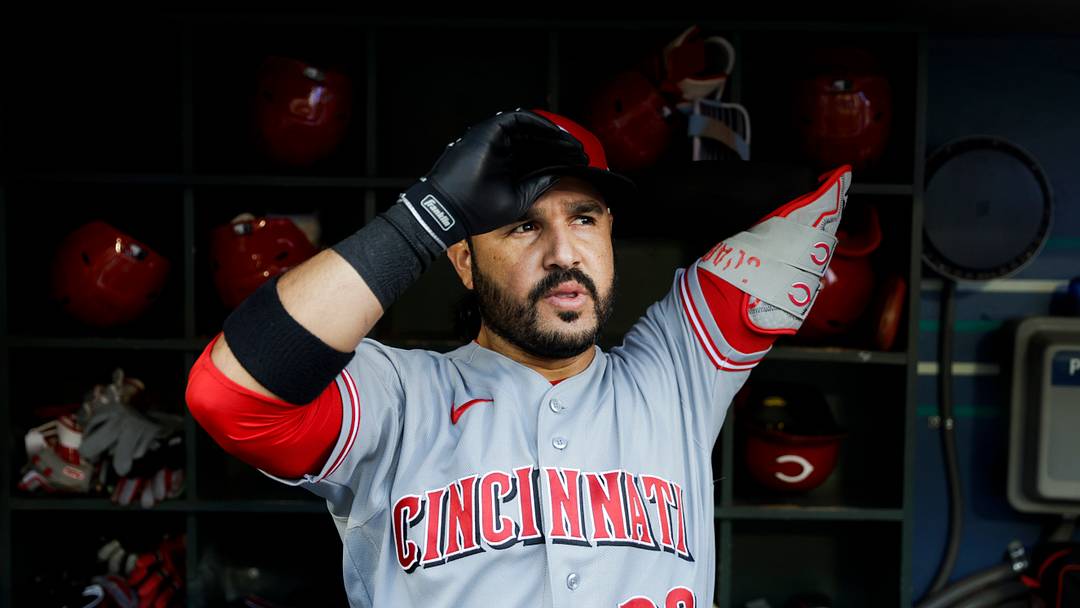 Jul 20, 2026; Seattle, Washington, USA; Cincinnati Reds designated hitter Eugenio Suarez (28) stands in the dugout during the first inning against the Seattle Mariners at T-Mobile Park. Mandatory Credit: Joe Nicholson-Imagn Images Jul 20, 2026; Seattle, Washington, USA; Cincinnati Reds designated hitter Eugenio Suarez (28) stands in the dugout during the first inning against the Seattle Mariners at T-Mobile Park. Mandatory Credit: Joe Nicholson-Imagn Images