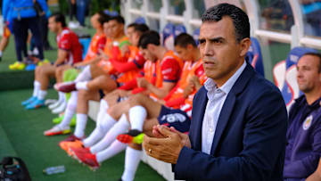 Ricardo Cadena no ha podido conocer la victoria con Chivas en el Apertura 2022, pese a jugar sus dos primeros juegos en casa.