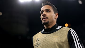 Lucas Veríssimo já disputou a Champions League Lucas Veríssimo já disputou a Champions League