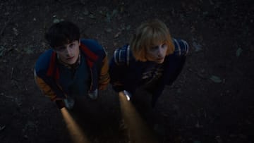 (L to R) Noah Schnapp as Will Byers and Maya Hawke as Robin Buckley in Stranger Things season 5