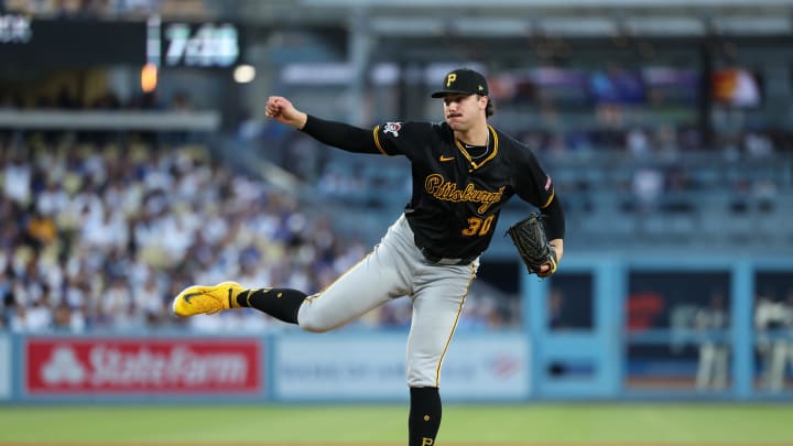 Pittsburgh Pirates starting pitcher Paul Skenes (30) pitches during the fifth inning against the Los Angeles Dodgers at Dodger Stadium on Aug 10.