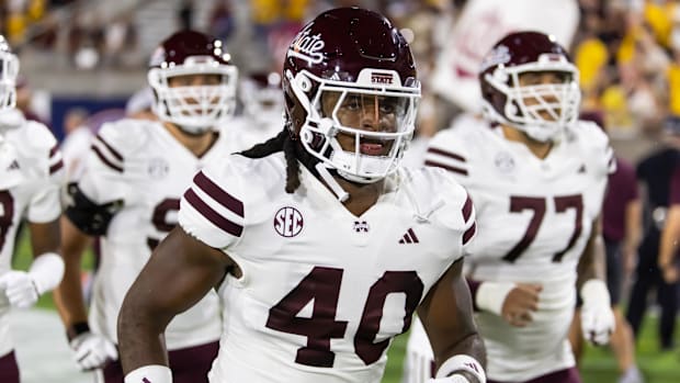 Mississippi State Bulldogs linebacker Nic Mitchell  