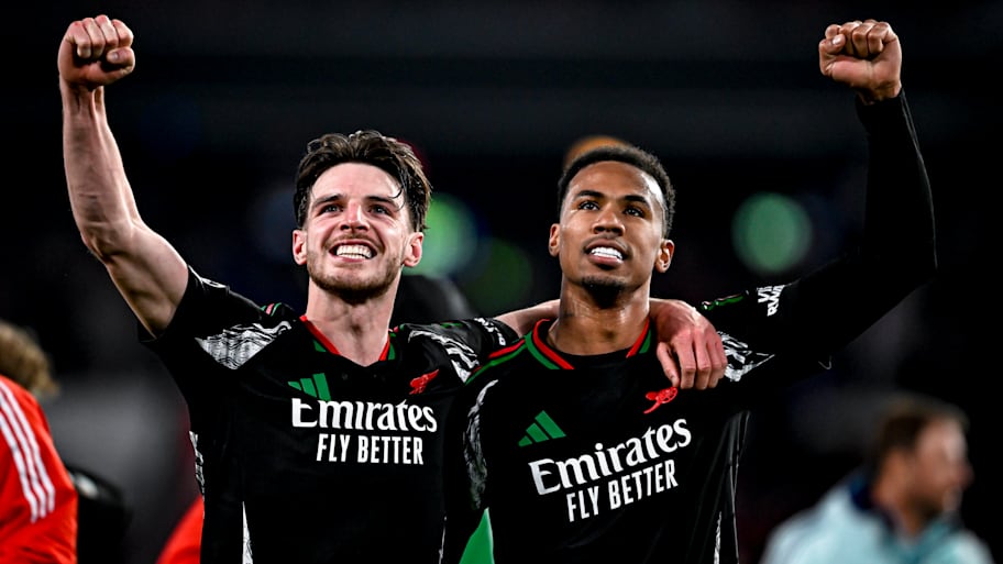 Gabriel (right) has high hopes for Arsenal next season. | IMAGO/DeFodi Images