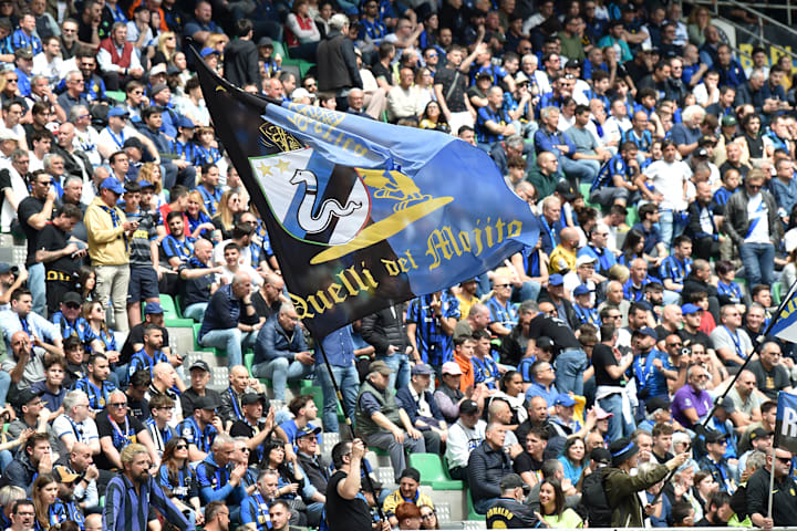 Torcida da Inter de Milão no San Siro