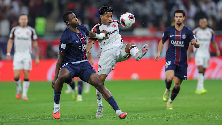 Plata foi incansável na marcação Plata foi incansável na marcação