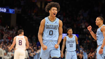 Phoenix Suns v Memphis Grizzlies