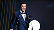 Beim Ballon d'Or ging Lewandowski noch leer aus, aber diesmal konnte er sich durchsetzen.