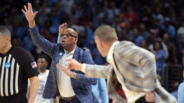 UNC basketball head coach Hubert Davis vs. Alabama