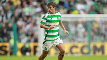 Matt O'Riley in action for Celtic against Kilmarnock FC 