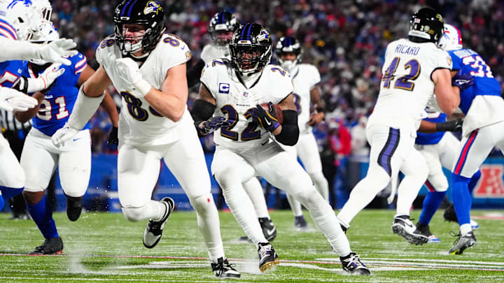 The Baltimore Ravens and star running back Derrick Henry have agreed to a two-year contract extension.