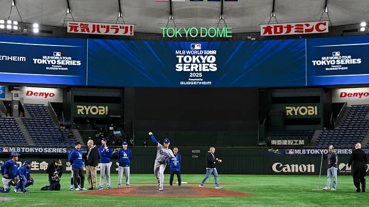 Los Angeles Dodgers Workouts: MLB Tokyo Series