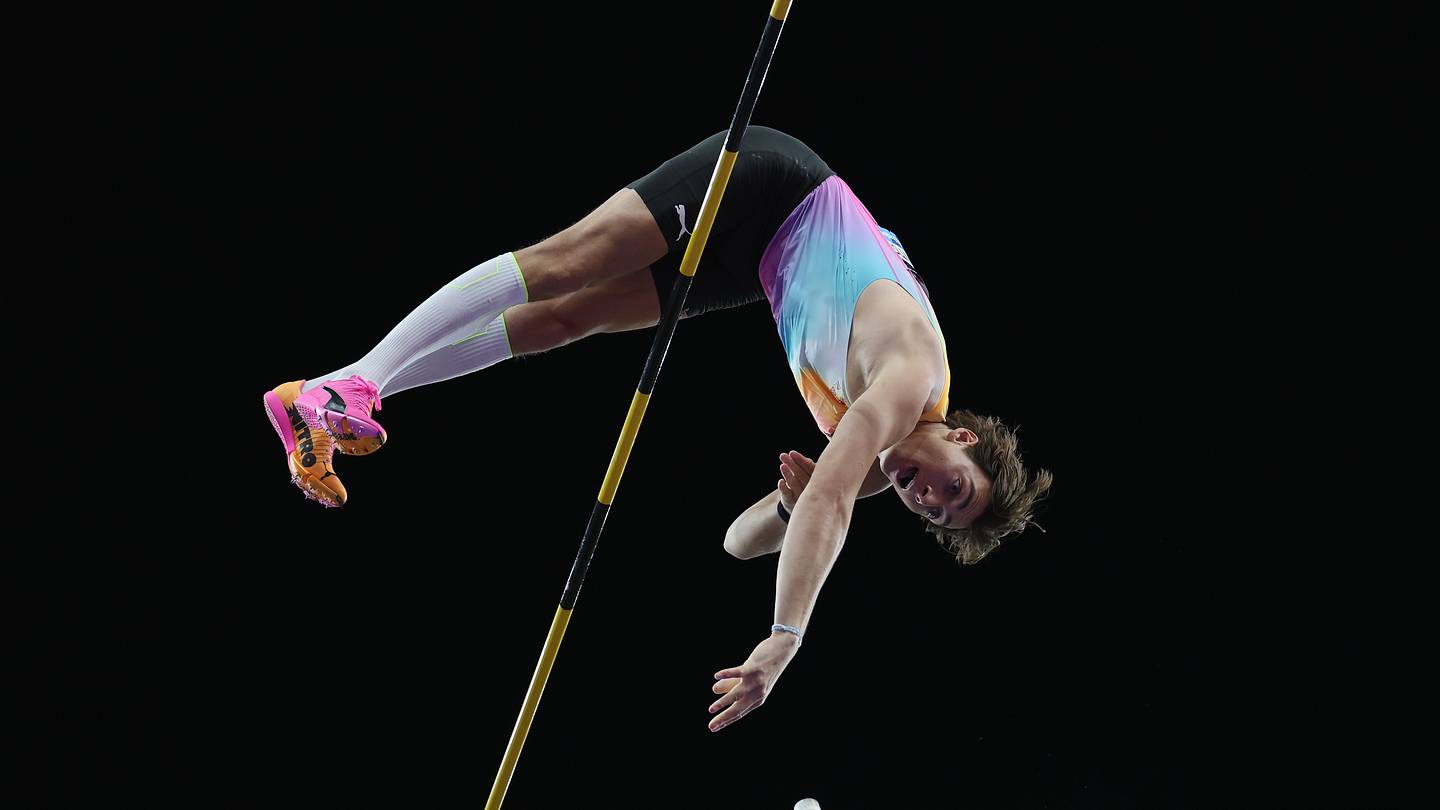 Duplantis sufre su primera derrota en salto con garrocha en 