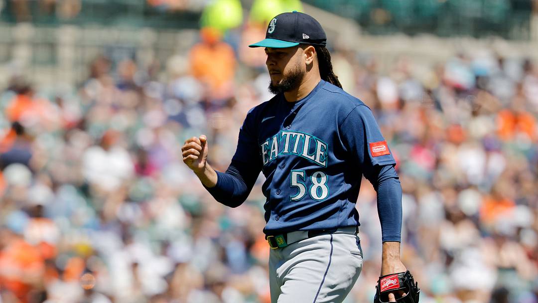Jun 7, 2026; Detroit, Michigan, USA; Seattle Mariners pitcher Luis Castillo (58) celebrates in the fourth inning against the Detroit Tigers at Comerica Park. Mandatory Credit: Rick Osentoski-Imagn Images Jun 7, 2026; Detroit, Michigan, USA; Seattle Mariners pitcher Luis Castillo (58) celebrates in the fourth inning against the Detroit Tigers at Comerica Park. Mandatory Credit: Rick Osentoski-Imagn Images