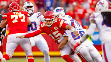 Buffalo Bills v Kansas City Chiefs