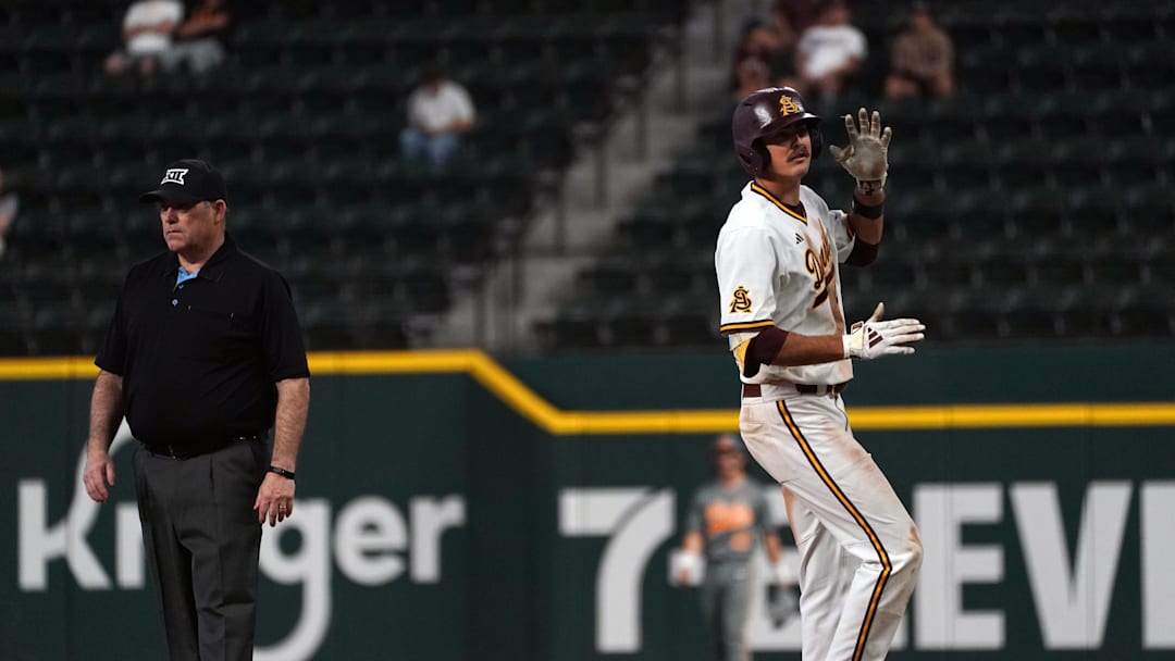 Feb 28, 2026; Arlington, TX, USA; Tennessee Volunteers against Arizona State Sun Devils during the Amegy Bank College Baseball Series at Globe Life Field. Mandatory Credit: Dustin Safranek-Imagn Images