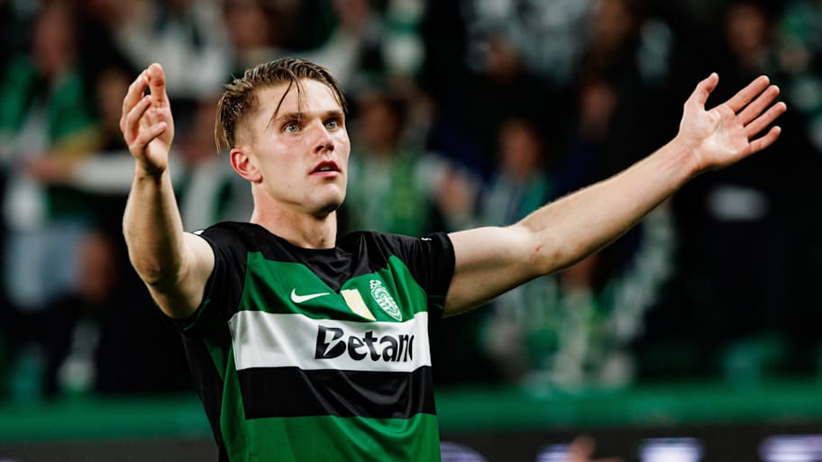 Viktor Gyökeres has been reluctant to make any definitive statement about his uncertain future. | IMAGO/Maciej Rogowski
