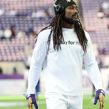 Dec 24, 2022; Minneapolis, Minnesota, USA; Minnesota Vikings running back Dalvin Cook (4) warms up before the game against the New York Giants at U.S. Bank Stadium. 