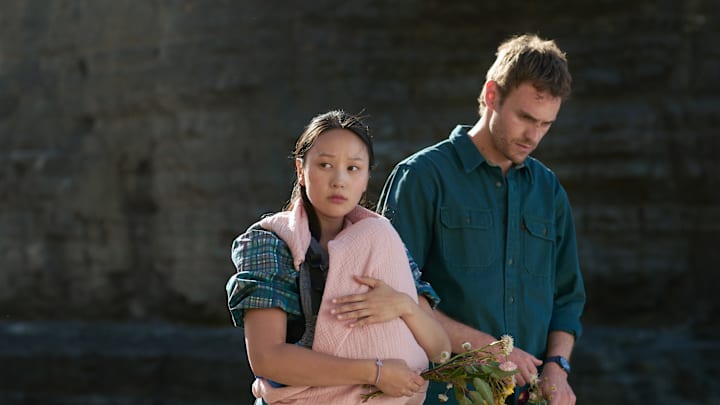 The Survivors. (L to R) Yerin Ha as Mia, Charlie Vickers as Kieran in The Survivors. Cr. Courtesy of Netflix © 2025