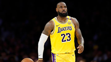 LeBron James promedió más de 25.0 puntos en la finalizada serie entre sus Lakers y los Timberwolves