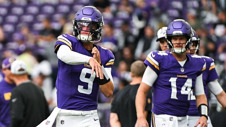 Las Vegas Raiders v Minnesota Vikings